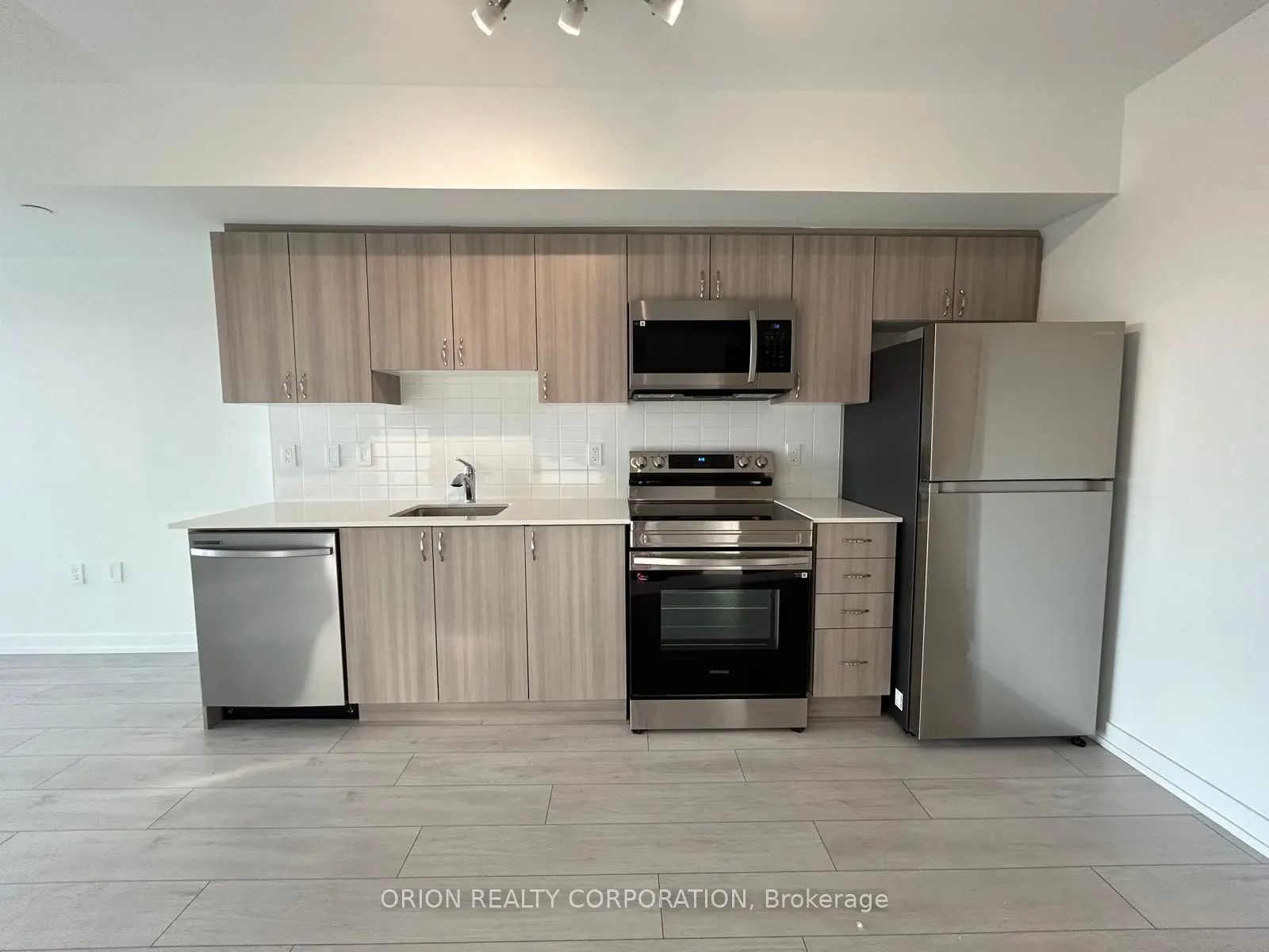 556 Marlee Avenue, #710