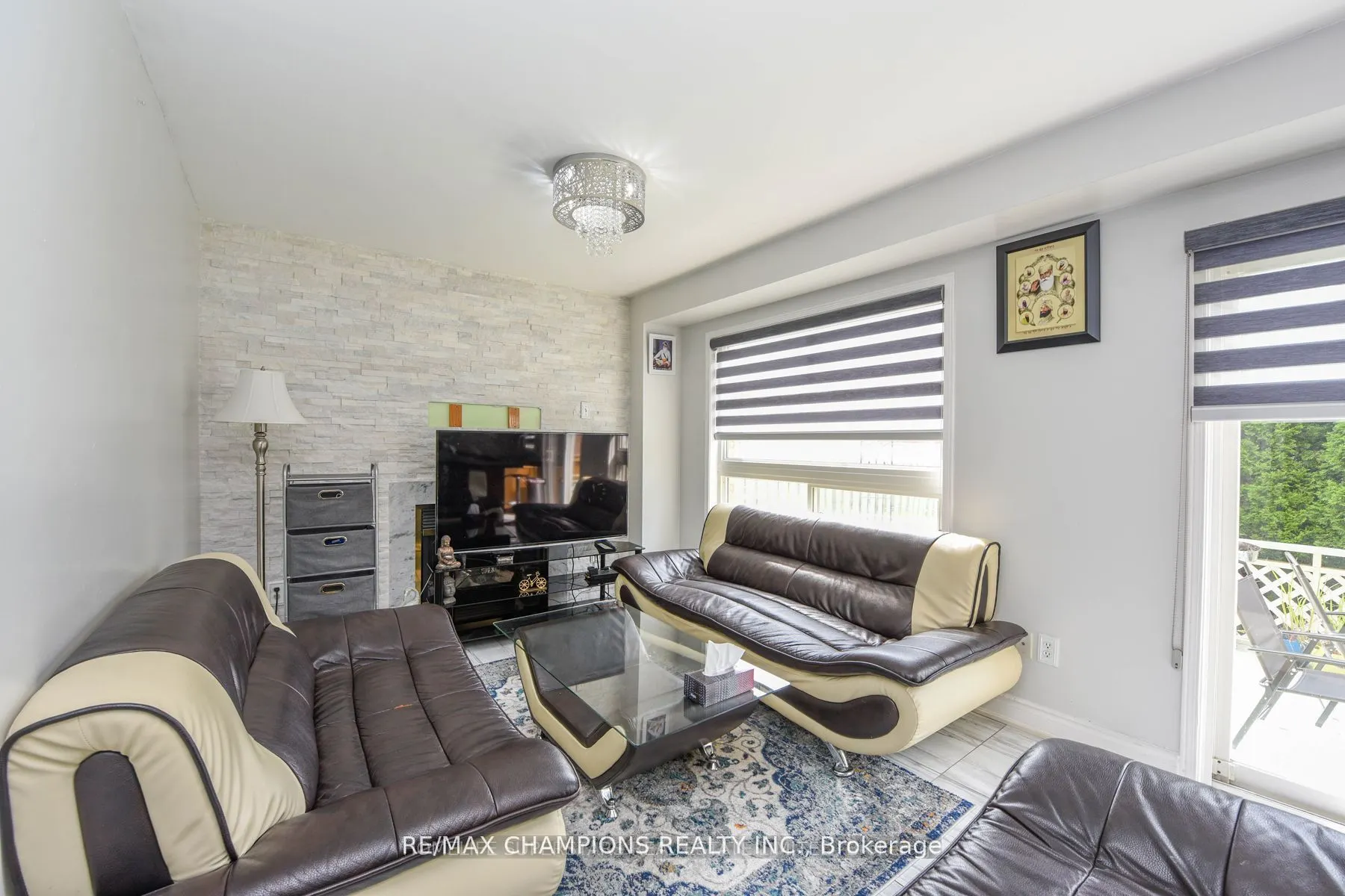 30 Feather Reed Way
