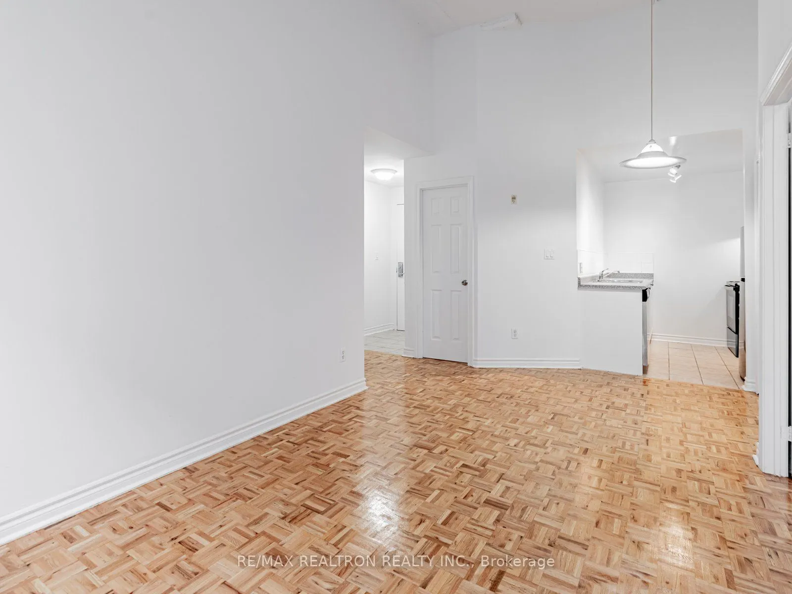 1401 Dupont Street, #525