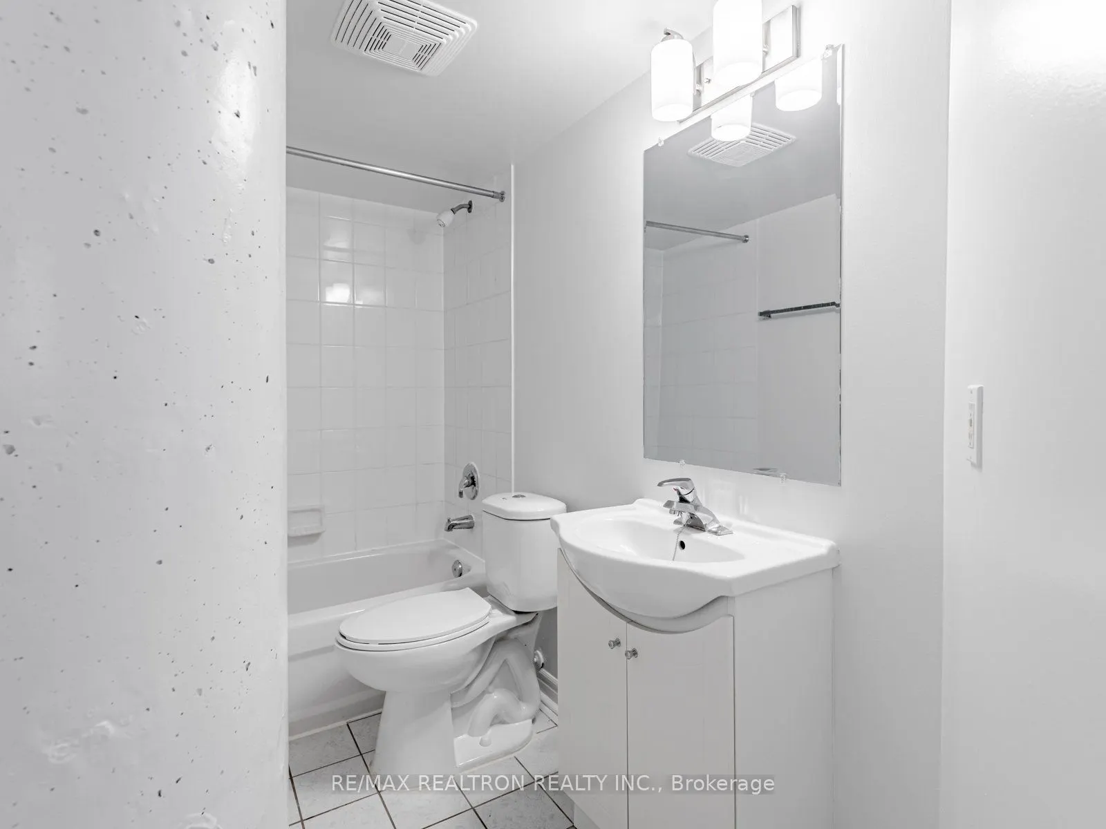 1401 Dupont Street, #525