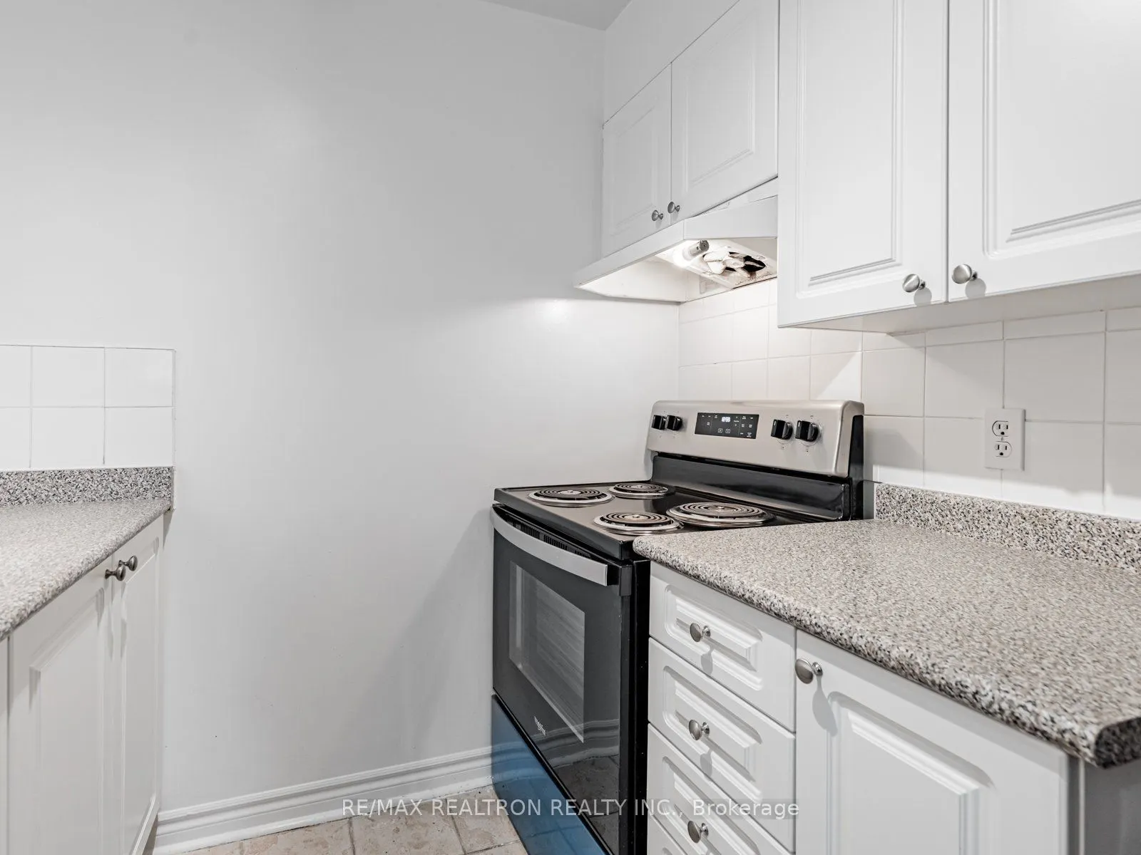 1401 Dupont Street, #525