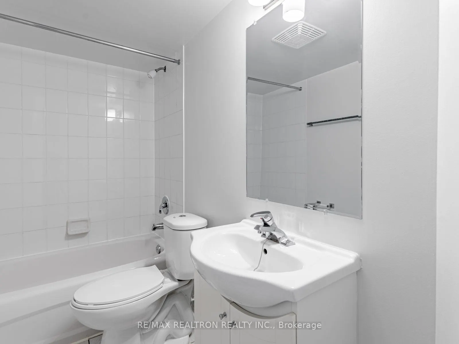 1401 Dupont Street, #525