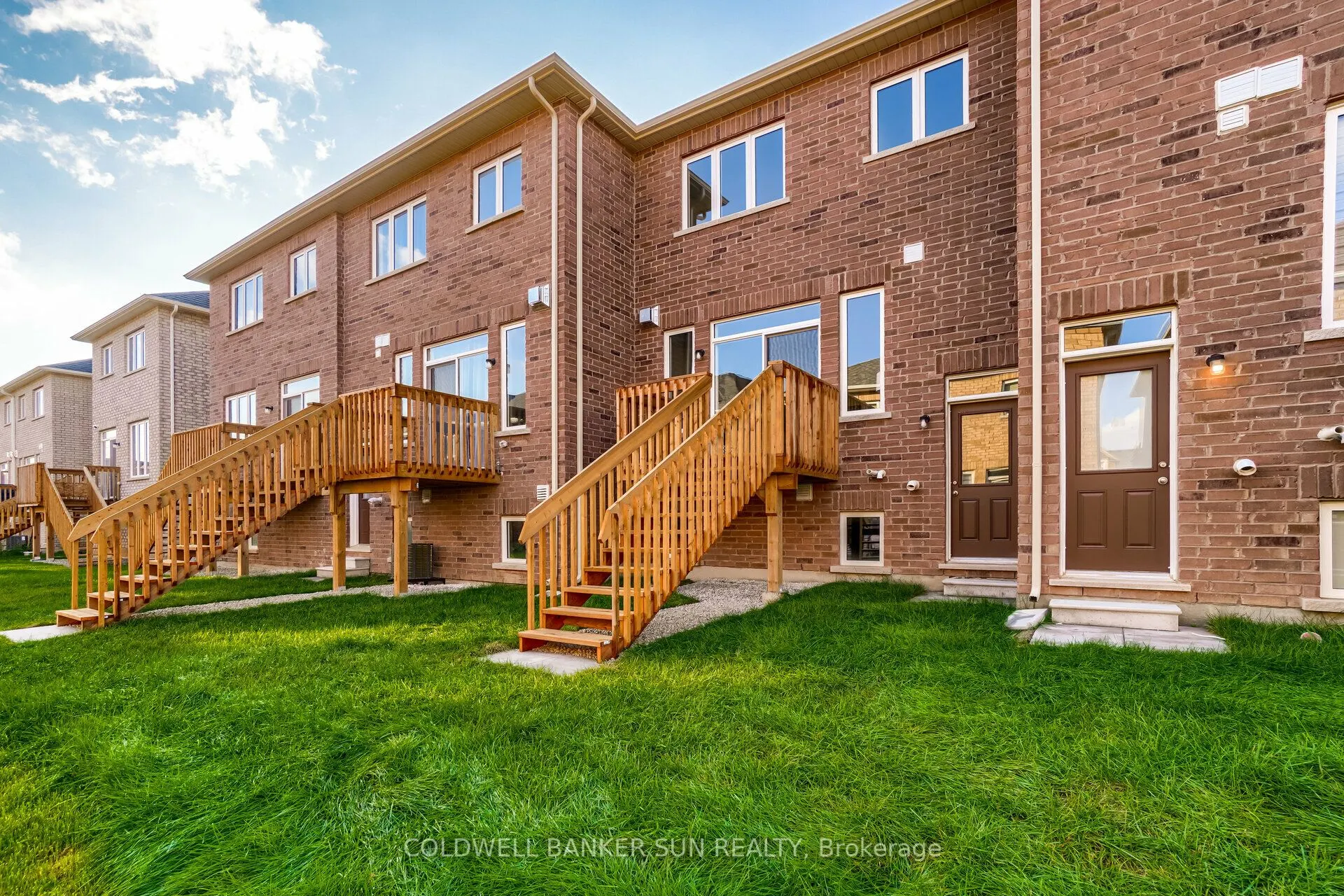28 Benhurst Crescent