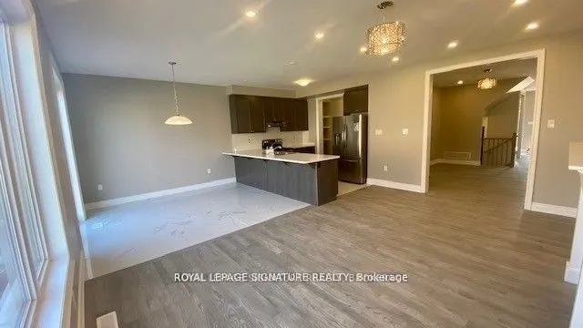562 Kennedy Circle W