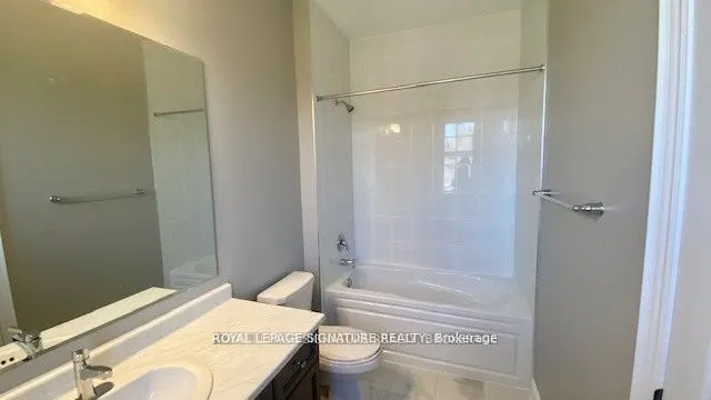 562 Kennedy Circle W