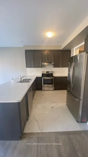 562 Kennedy Circle W