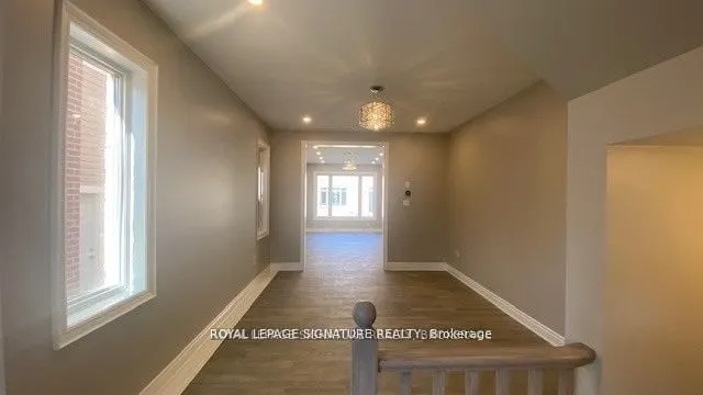 562 Kennedy Circle W