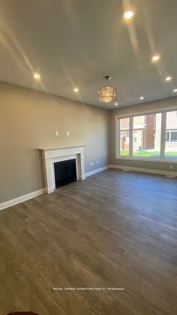 562 Kennedy Circle W