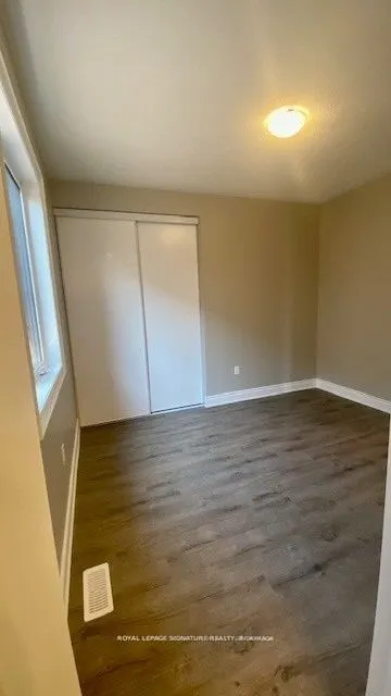 562 Kennedy Circle W