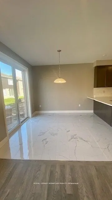 562 Kennedy Circle W
