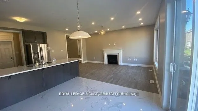 562 Kennedy Circle W