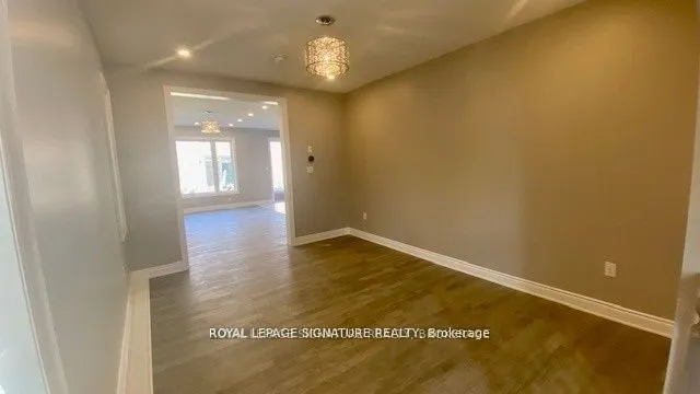 562 Kennedy Circle W