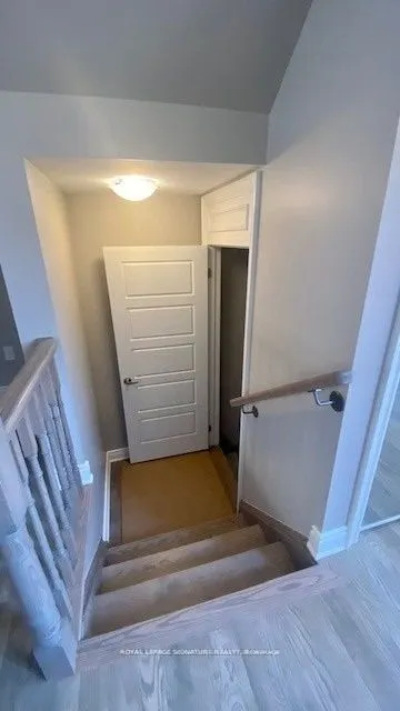 562 Kennedy Circle W