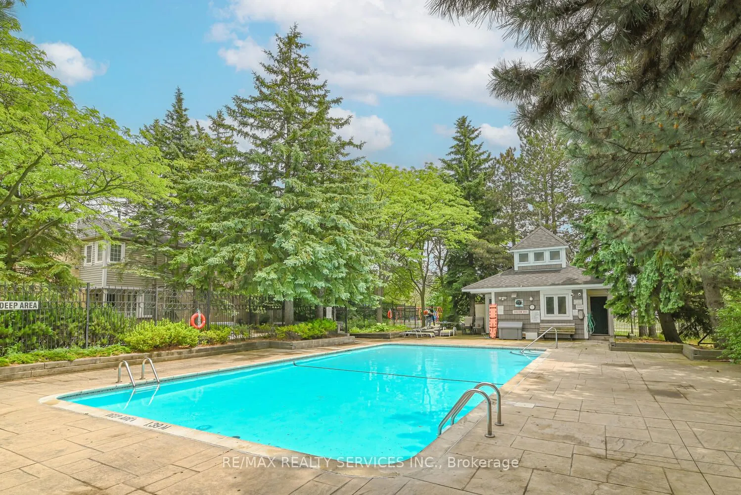 110 Heathcliffe Square, #6