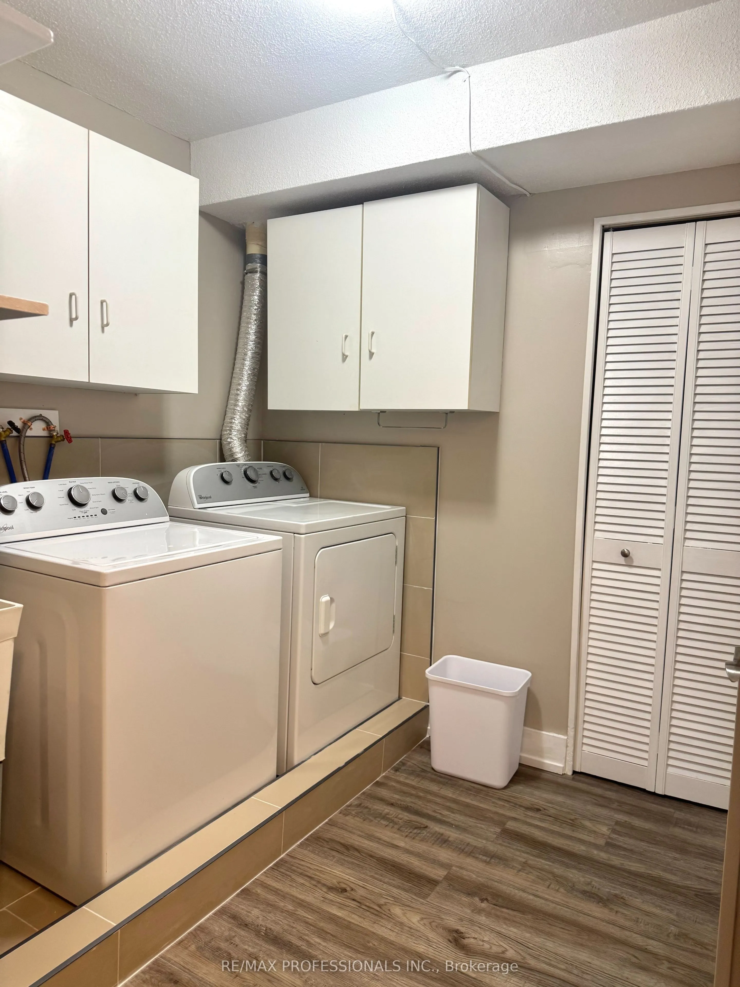 15 La Rose Avenue, #307