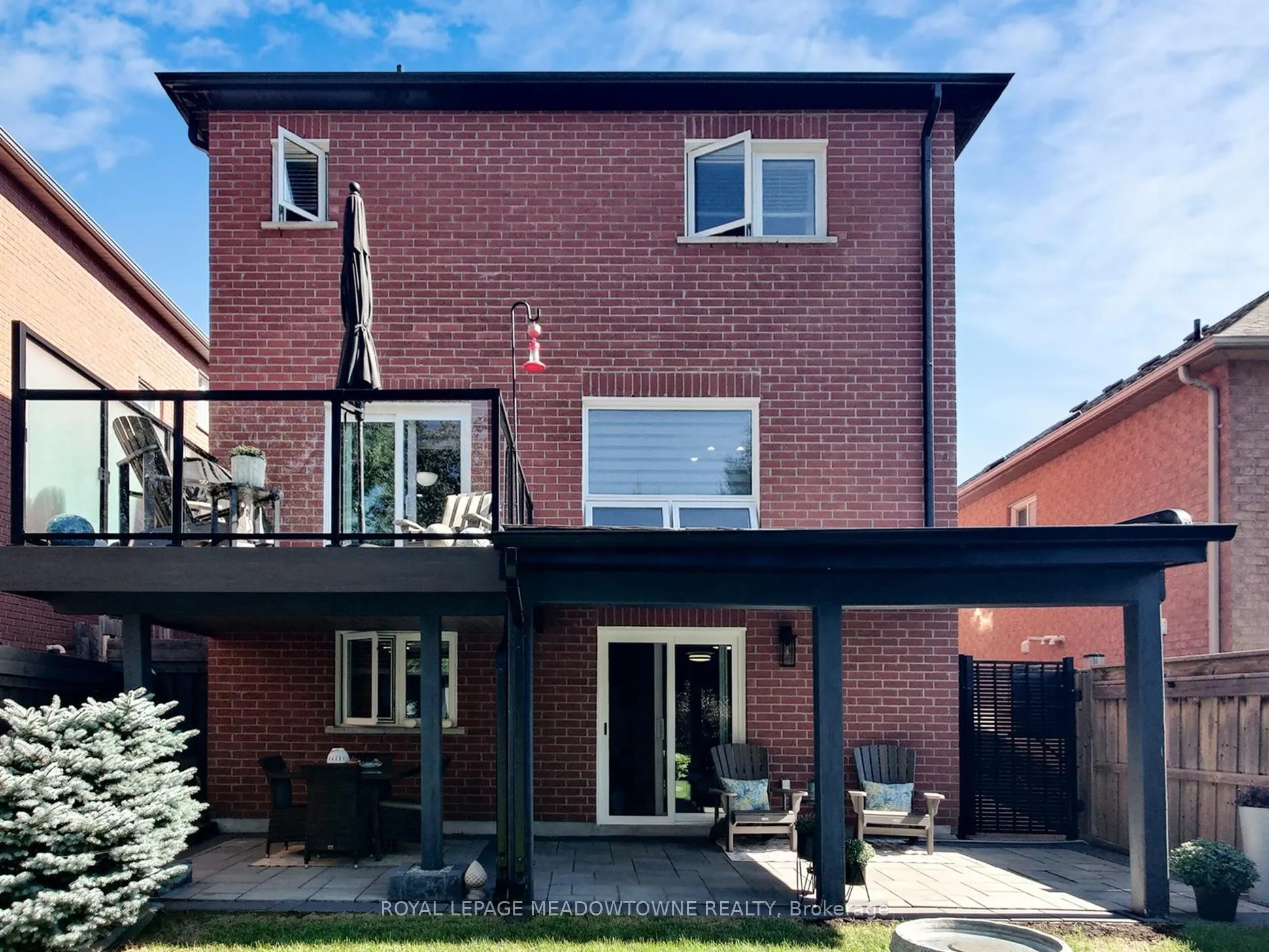 184 Mowat Crescent