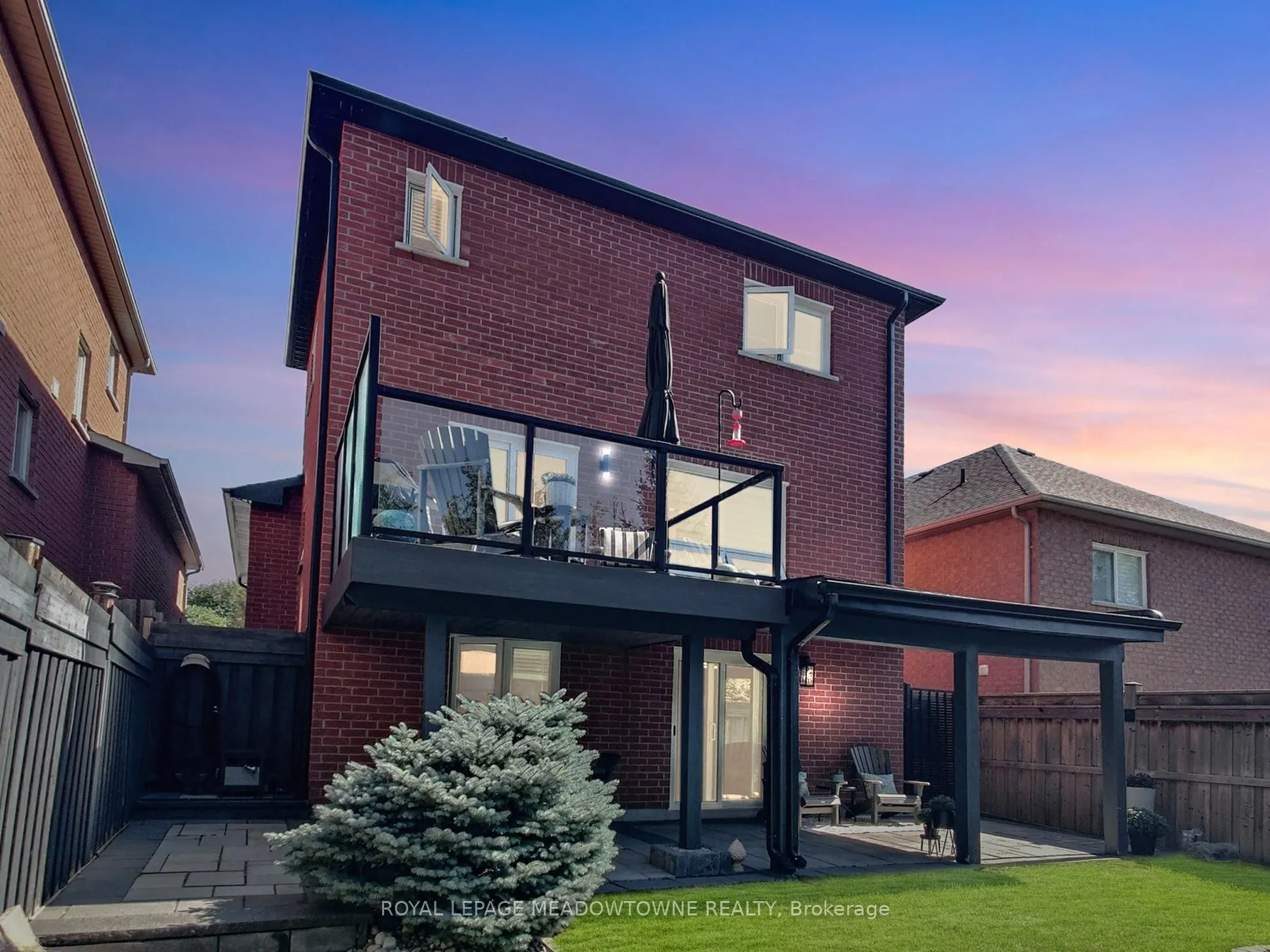 184 Mowat Crescent