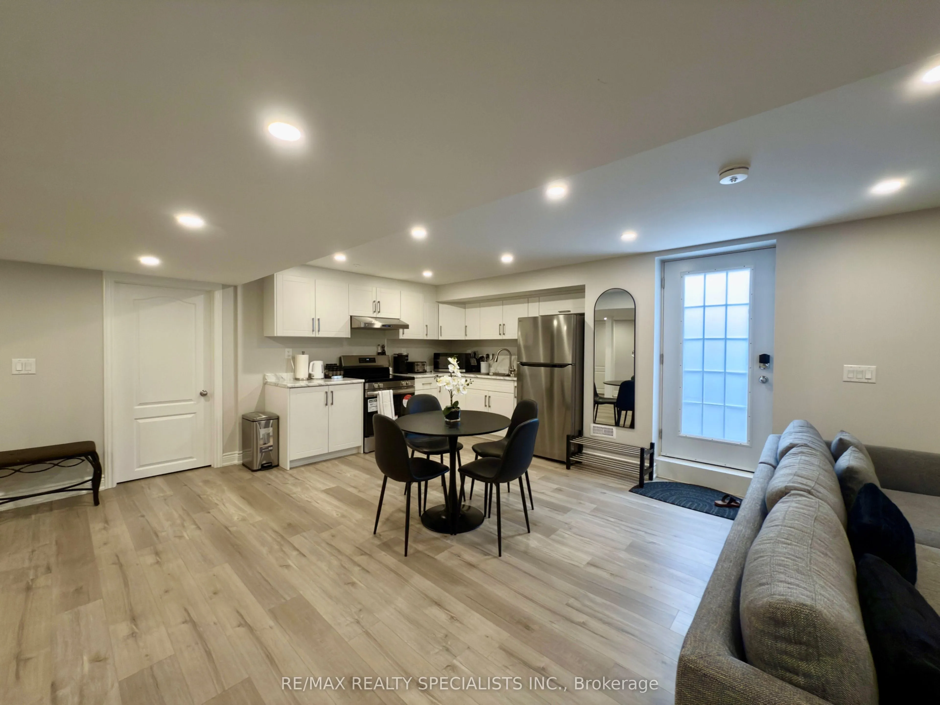 3137 Gladish Grove, #BSMT