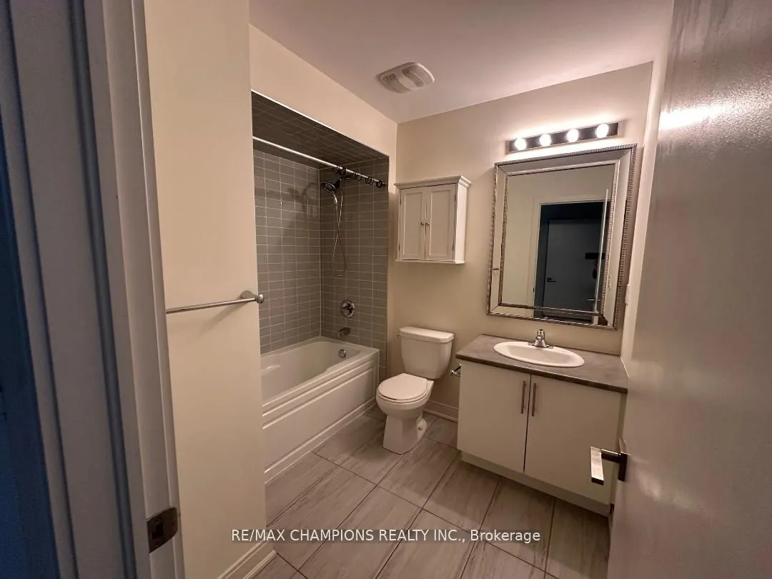 100 Dufay Road, #28
