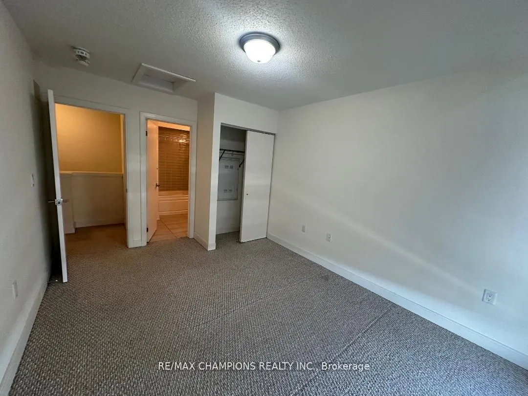100 Dufay Road, #28