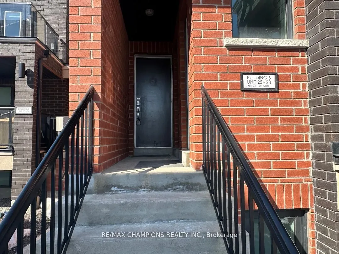 100 Dufay Road, #28