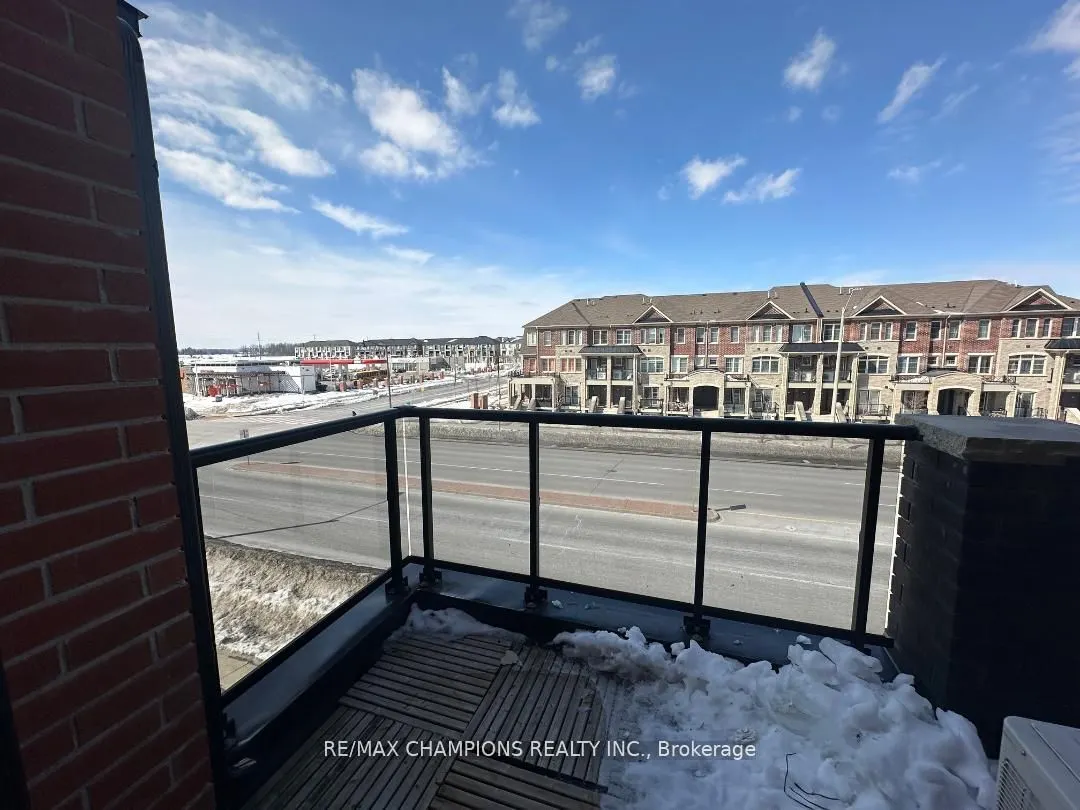 100 Dufay Road, #28