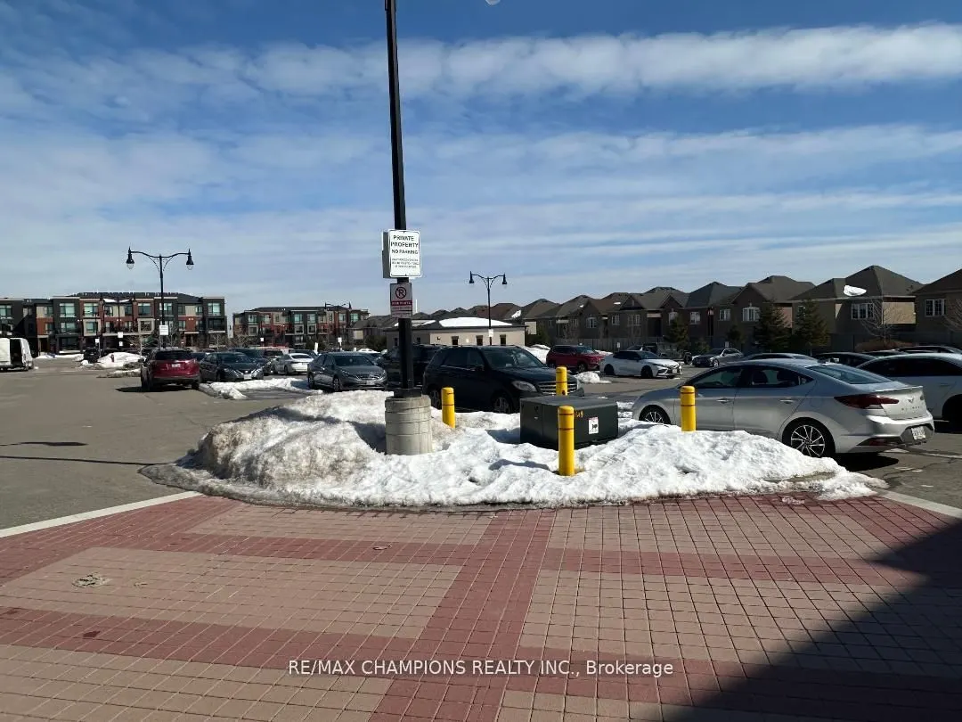 100 Dufay Road, #28