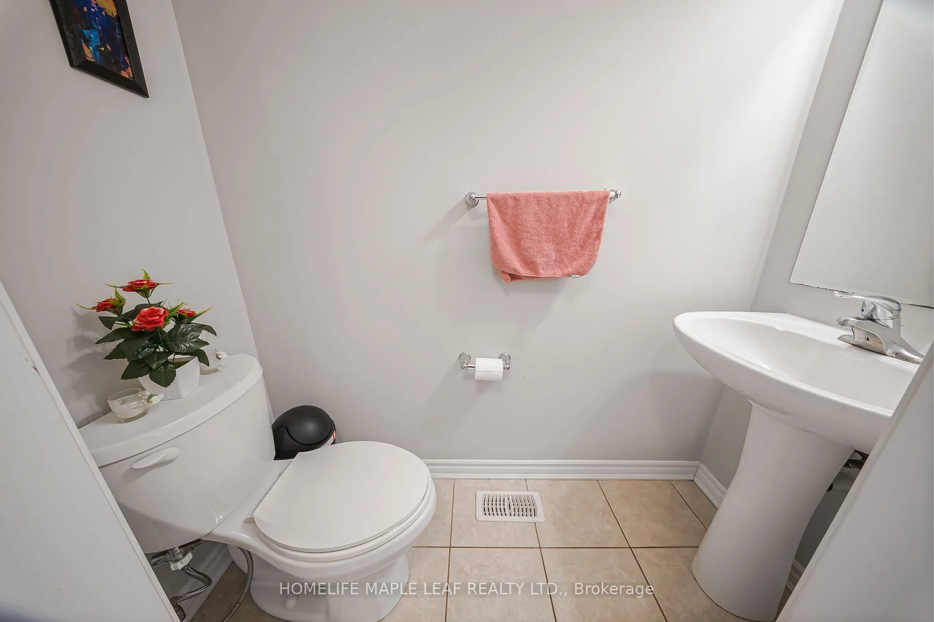 297 REIS Place
