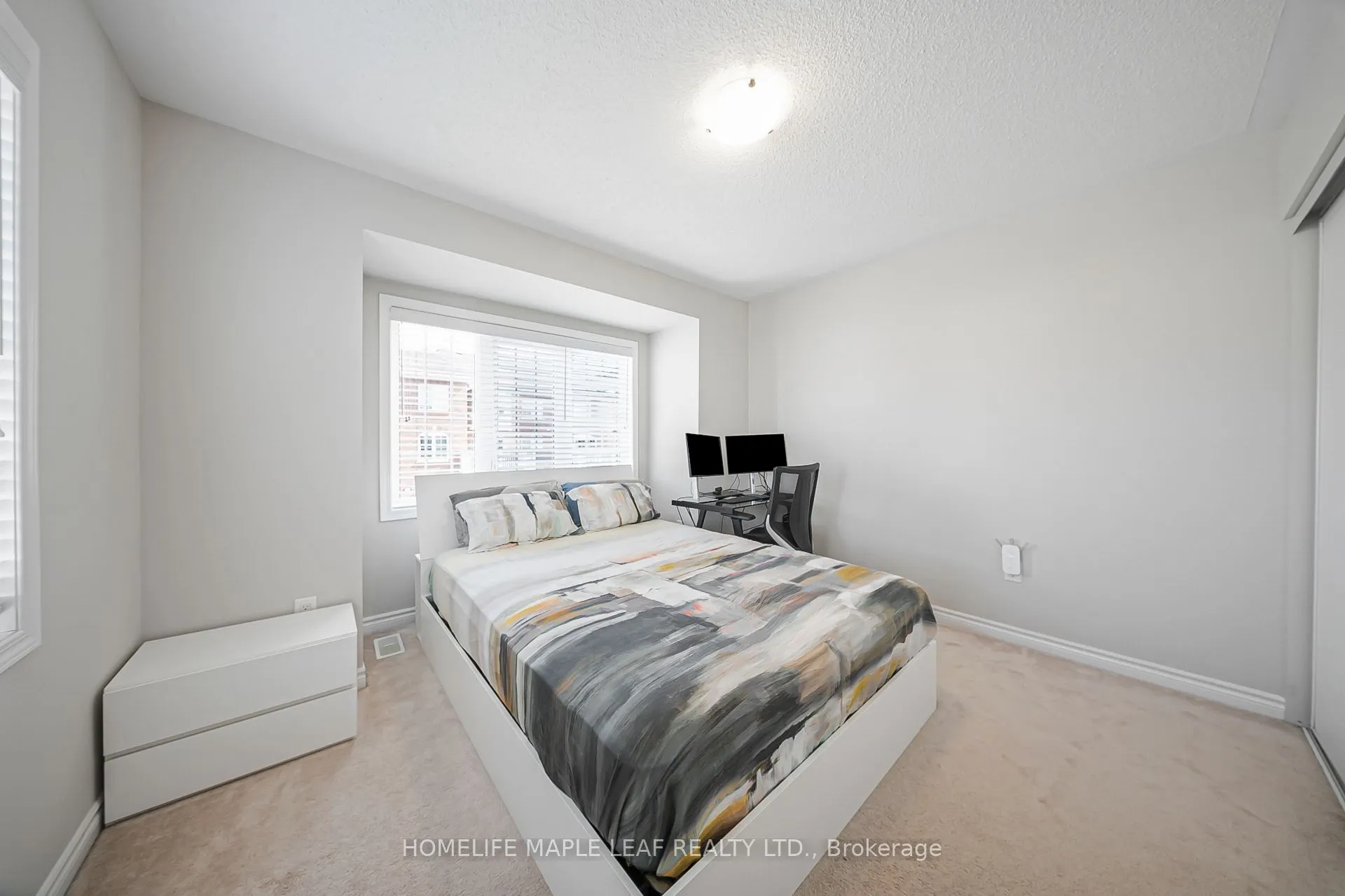 297 REIS Place