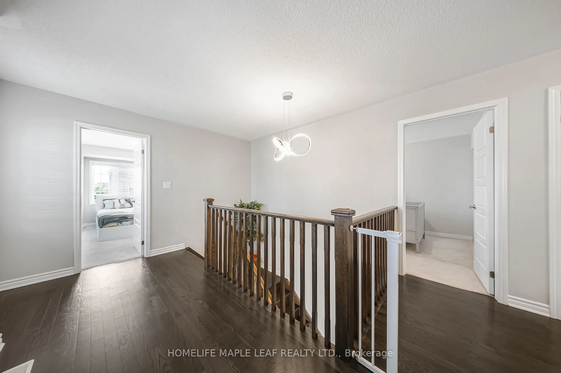 297 REIS Place