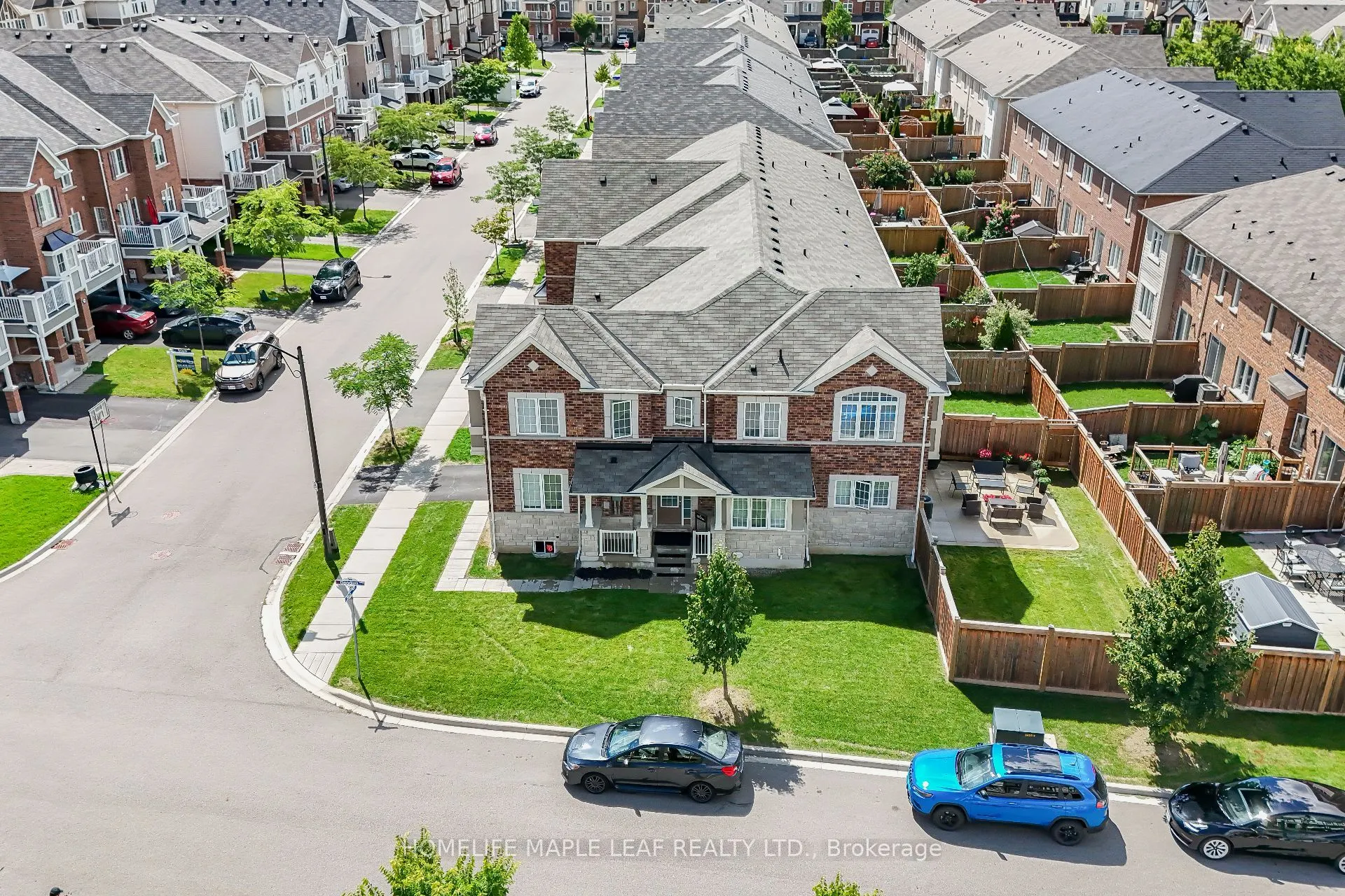297 REIS Place