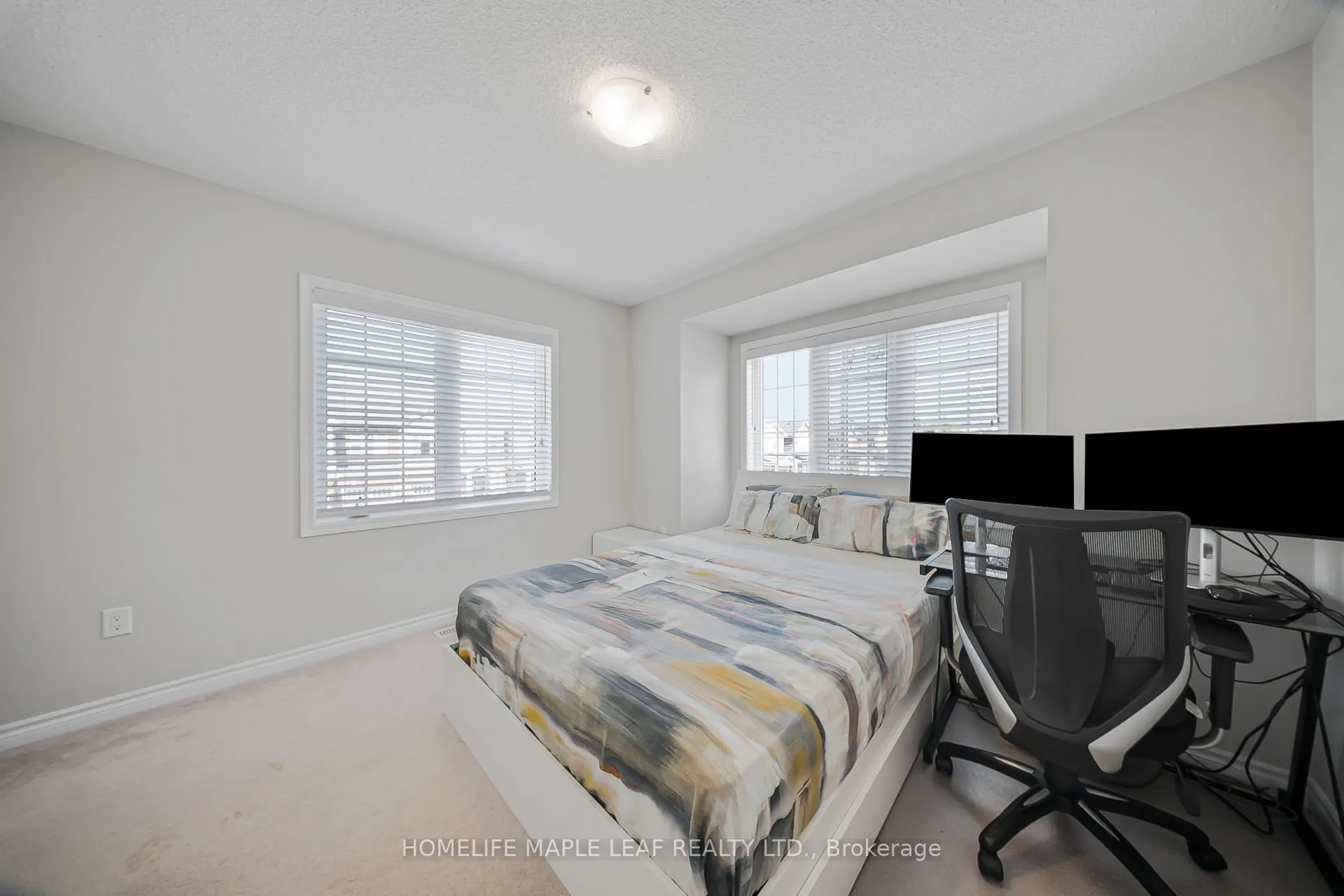 297 REIS Place