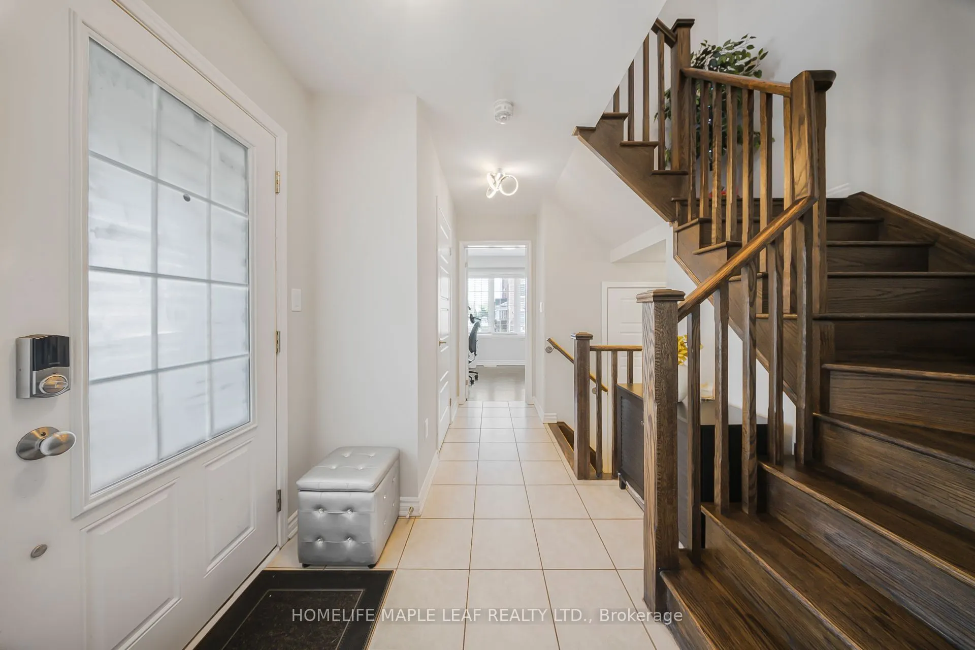 297 REIS Place