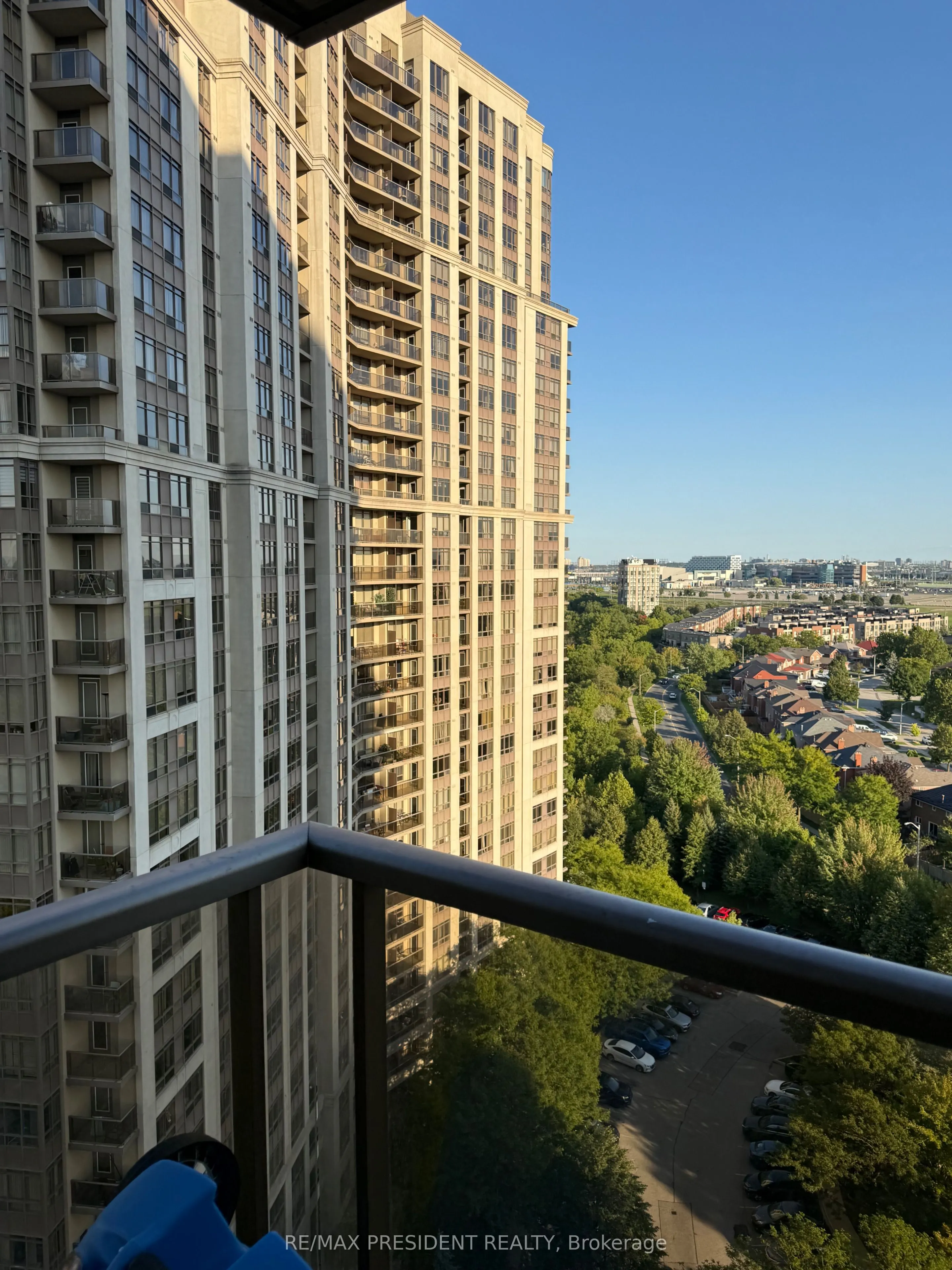 710 HUMBERWOOD Boulevard, #1706 A