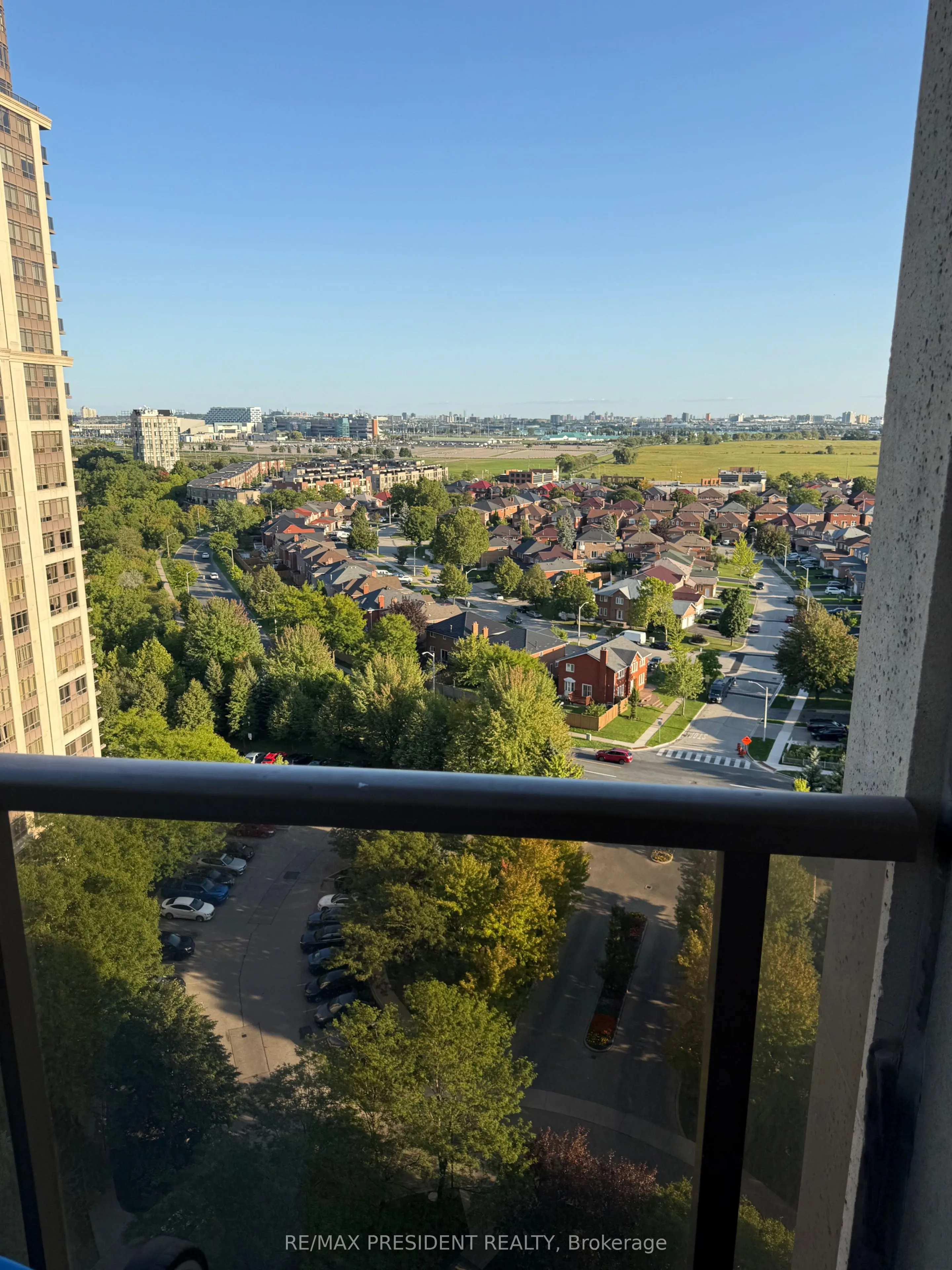 710 HUMBERWOOD Boulevard, #1706 A