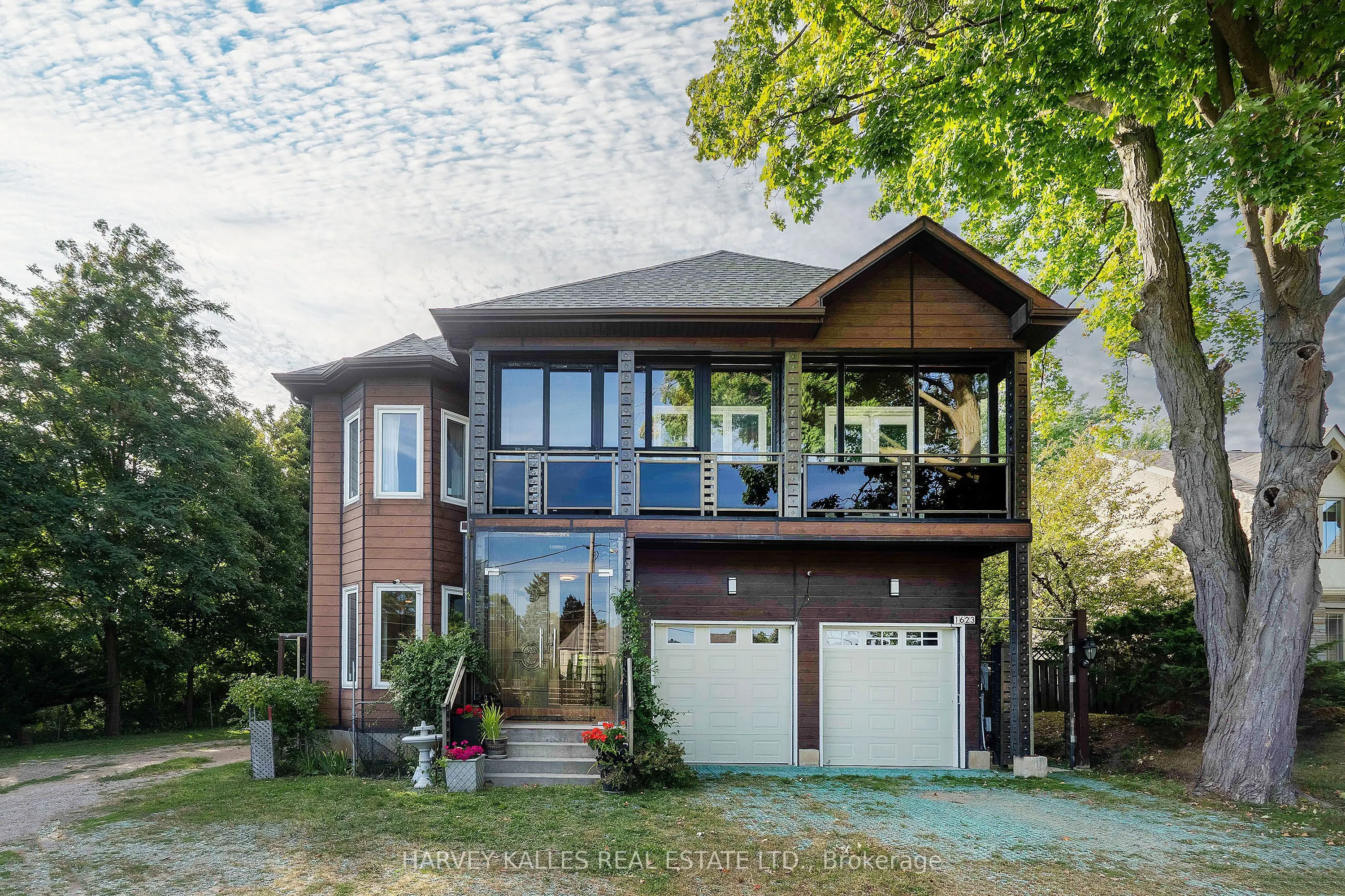 1623 Eglinton Avenue W