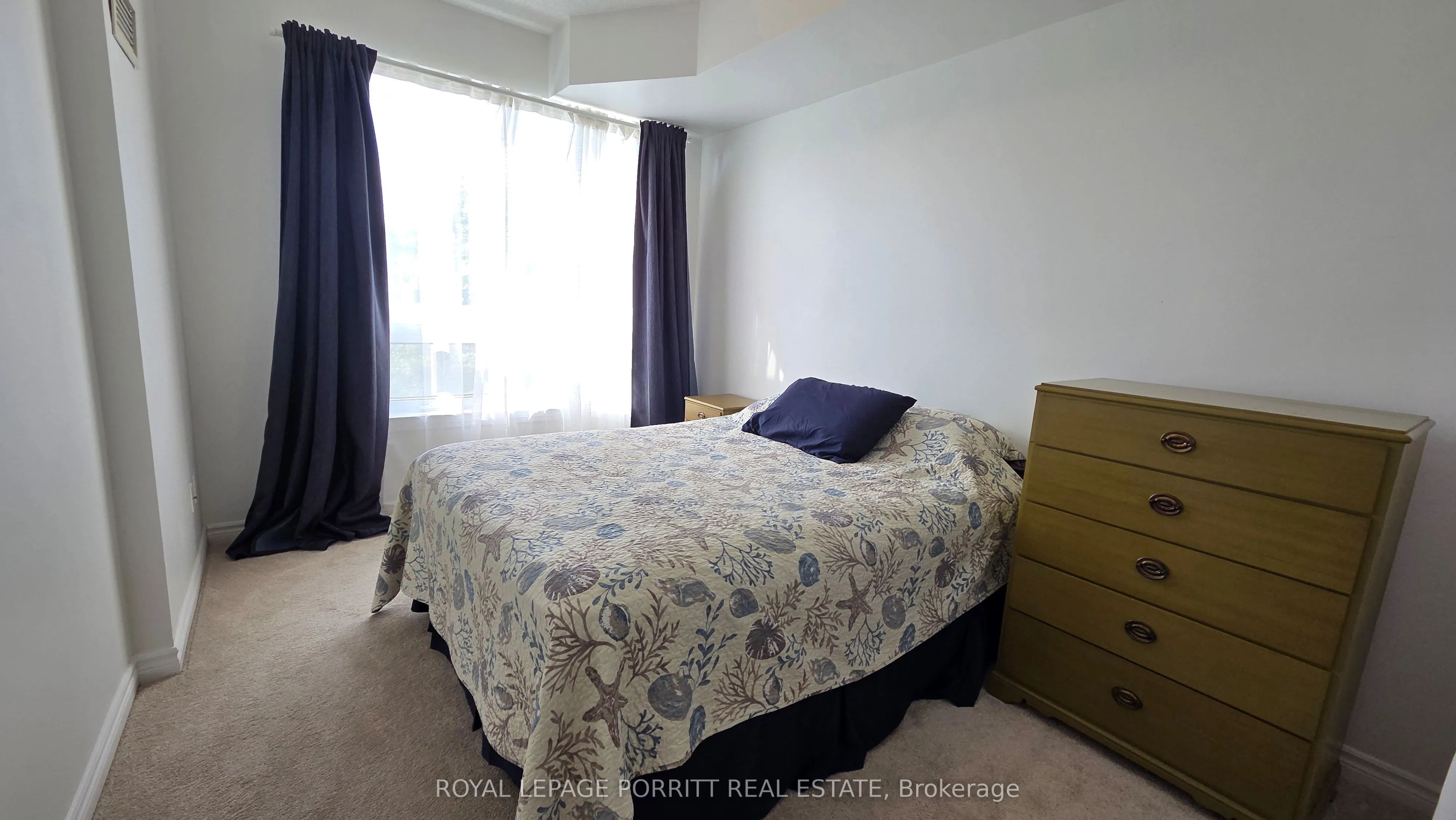 3865 Lake Shore Boulevard W, #213