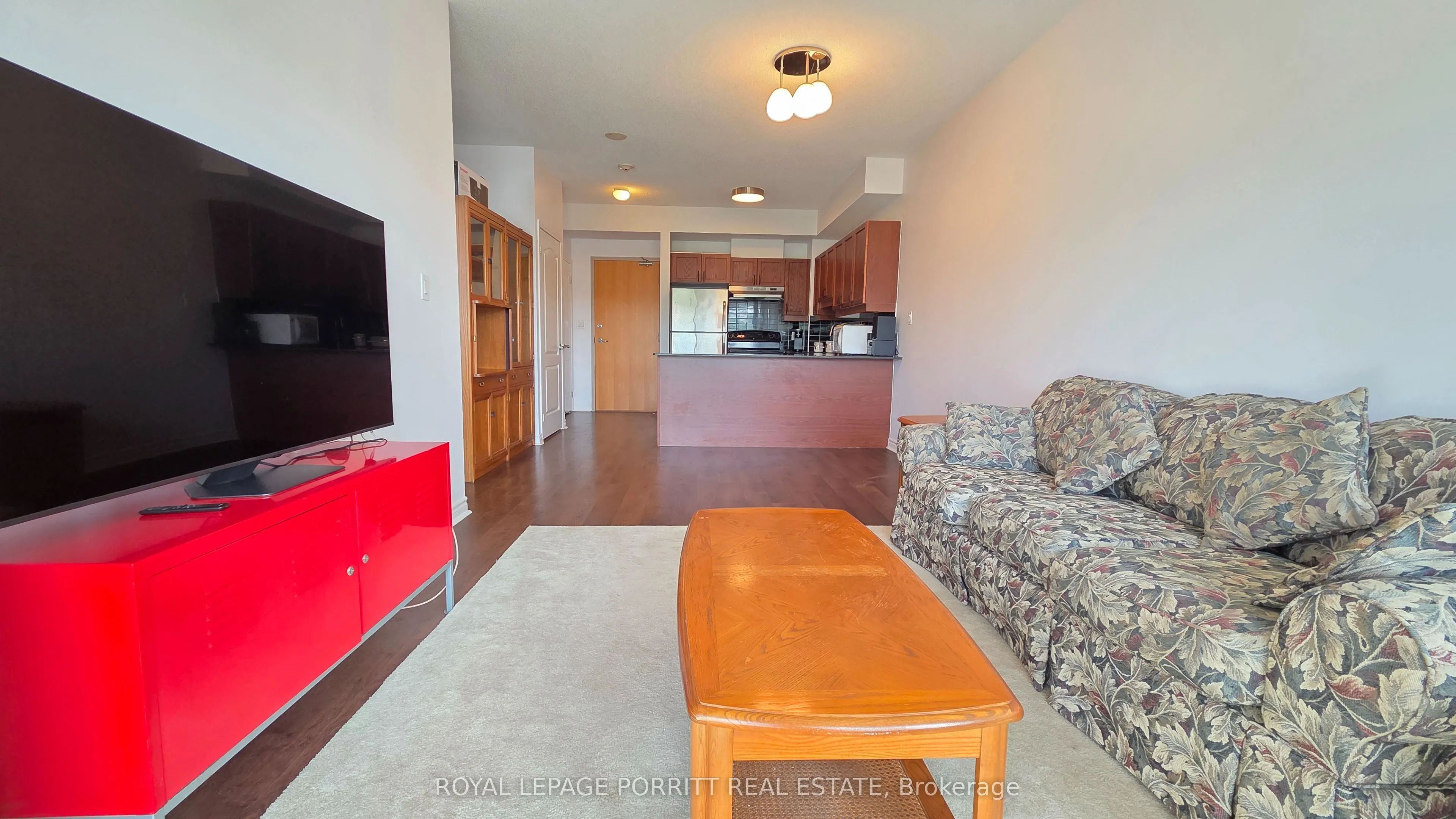 3865 Lake Shore Boulevard W, #213