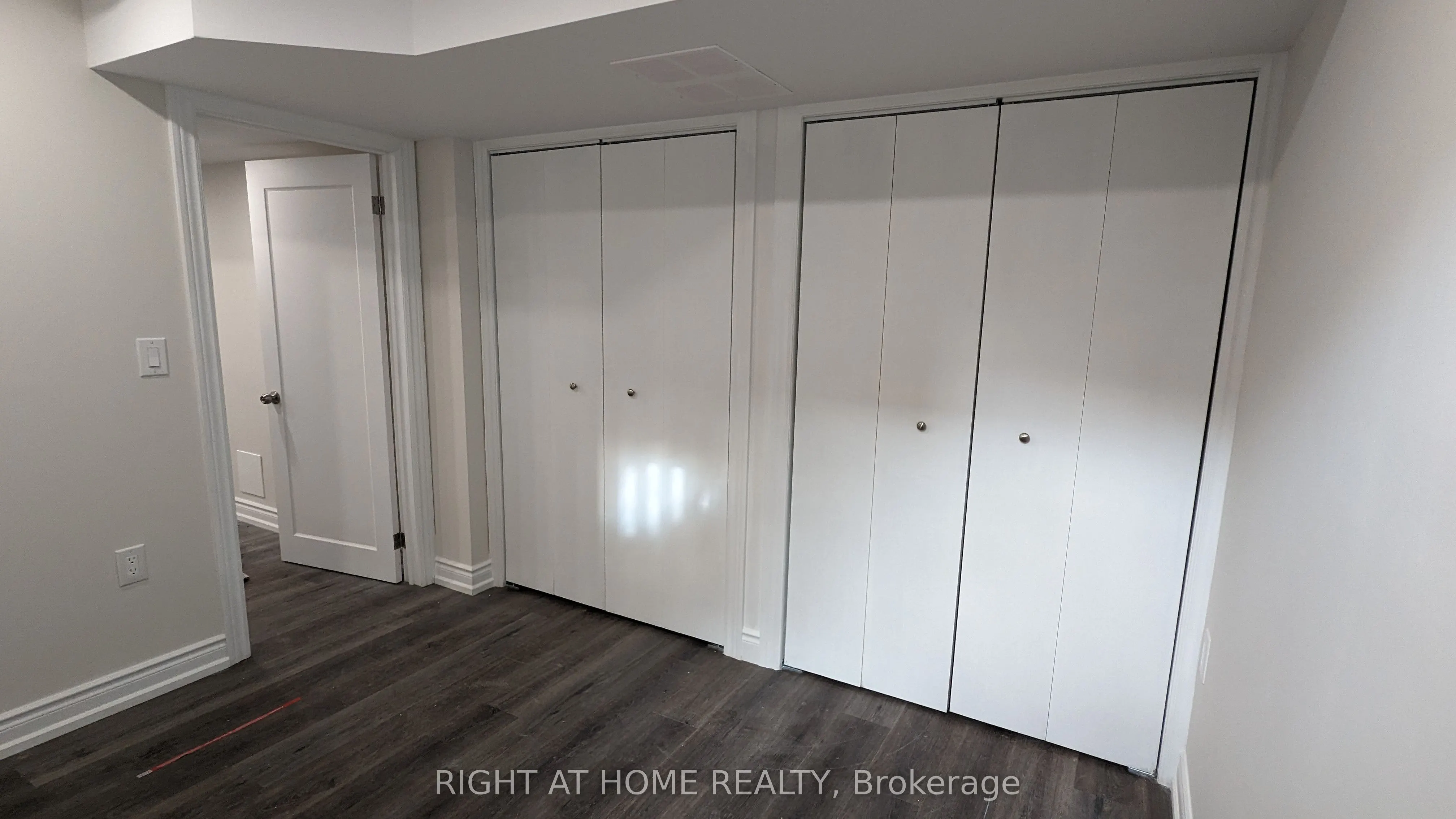 5654 Churchill Meadows Boulevard, #Basement Unit