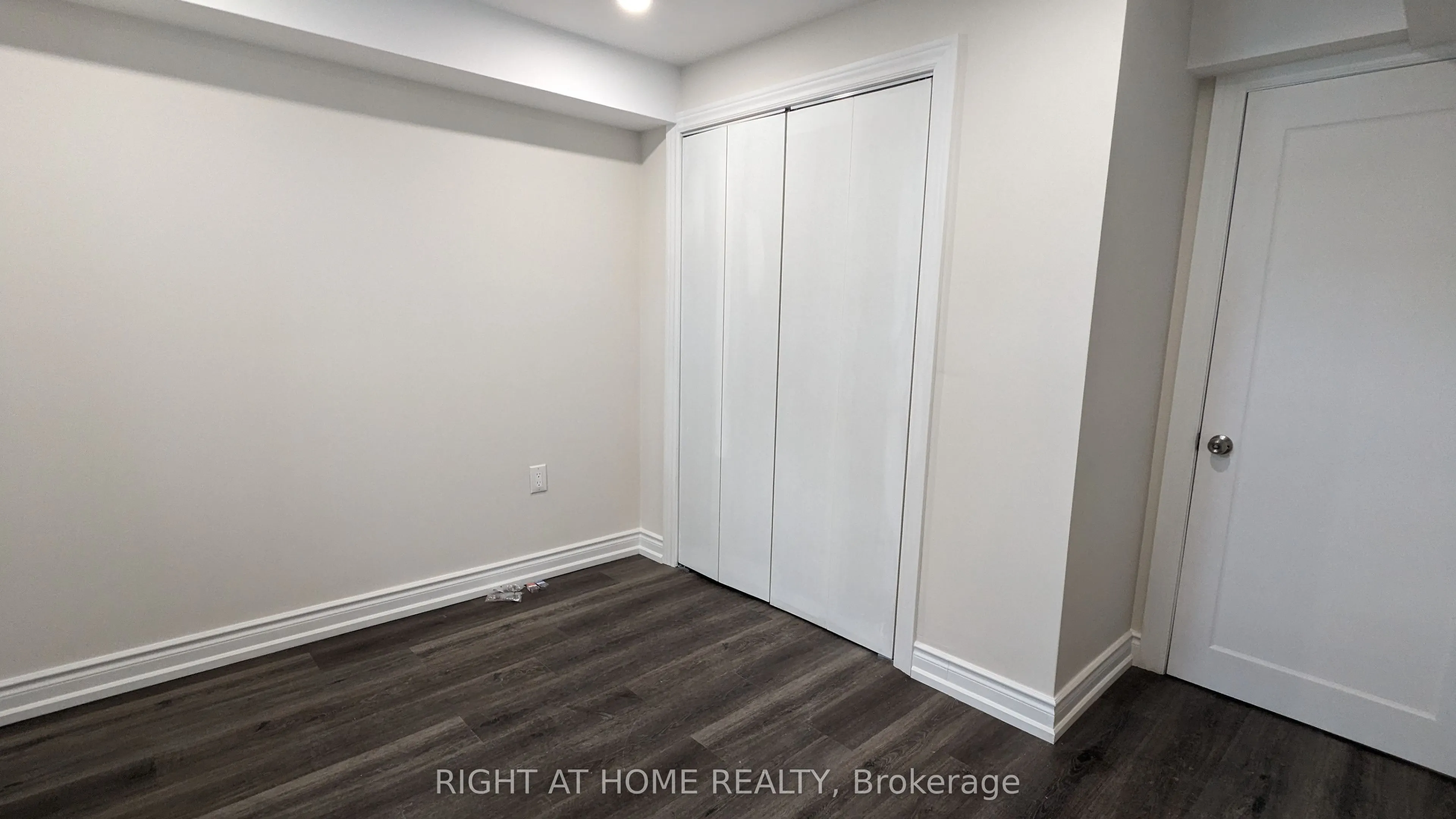 5654 Churchill Meadows Boulevard, #Basement Unit
