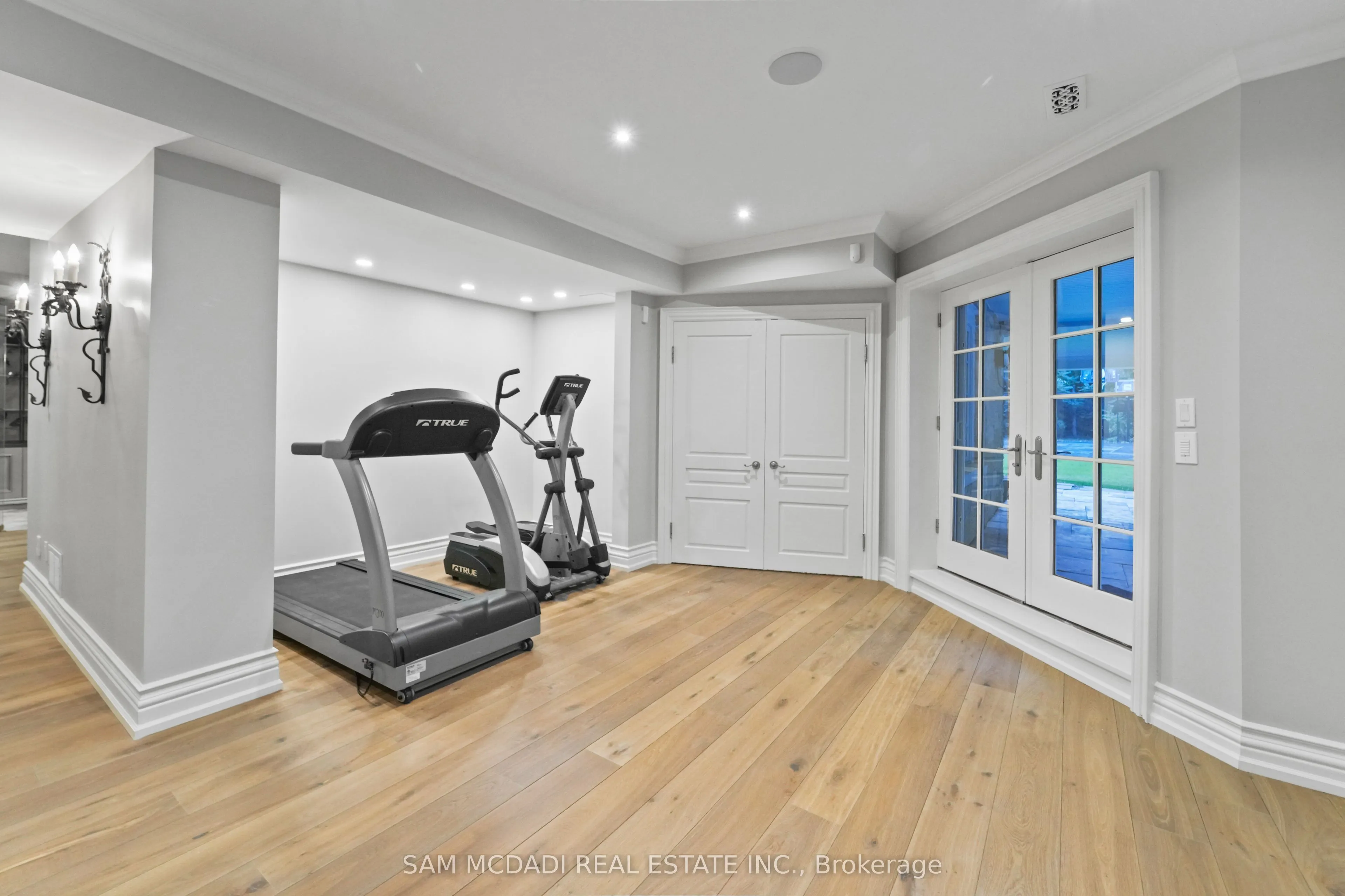 2025 Heartwood Court