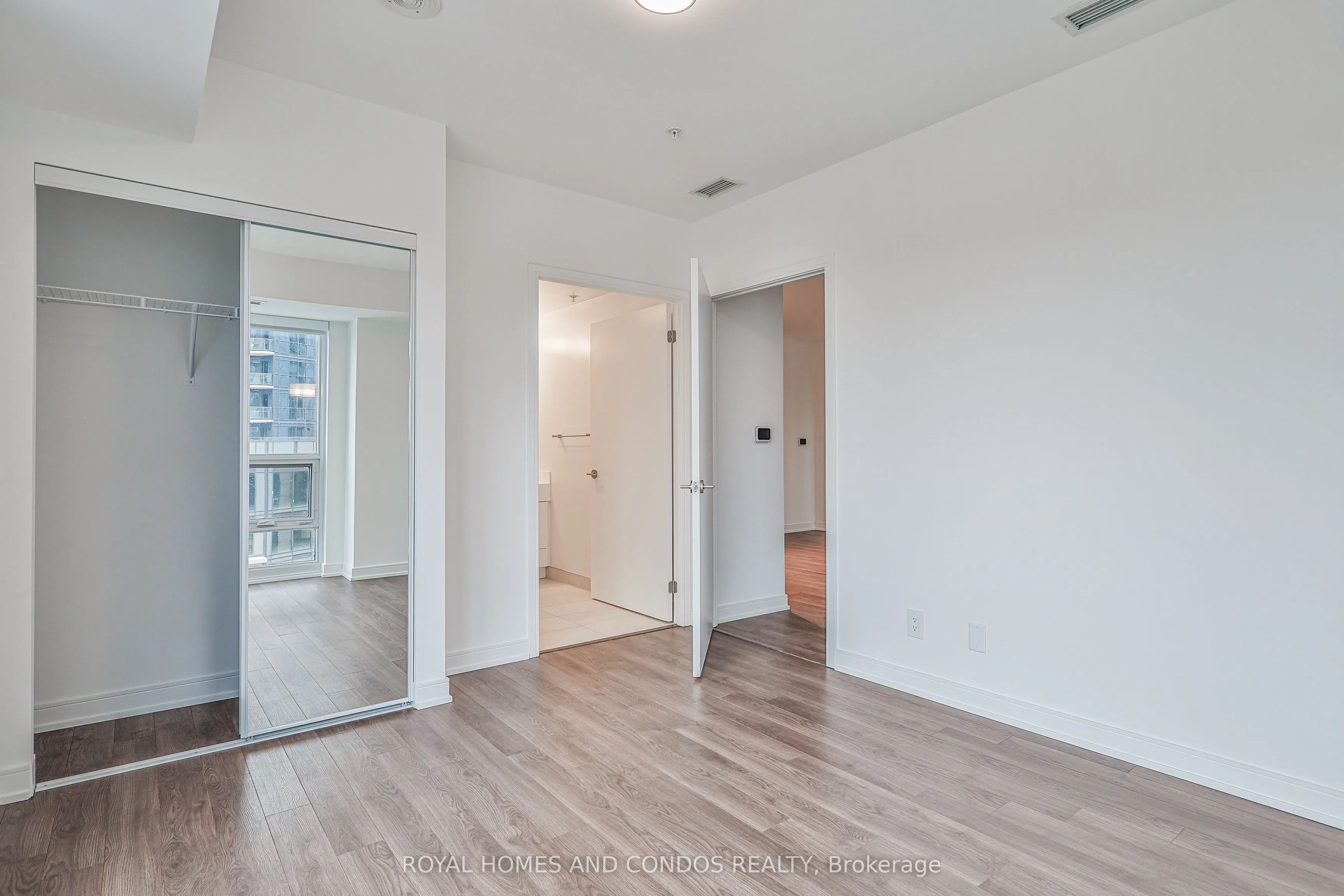 30 Samuel Wood Way, #402