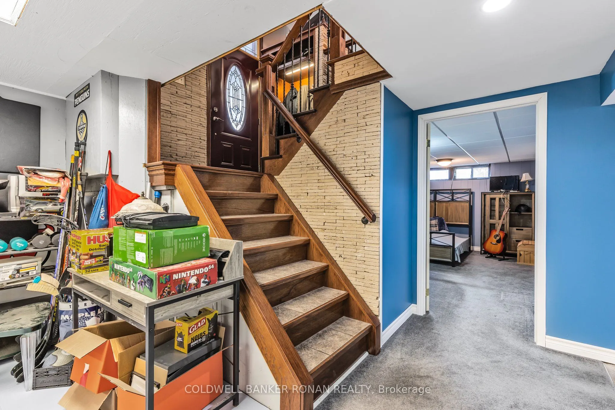 20 Hallow Crescent