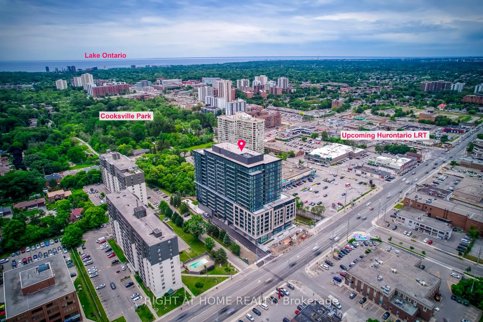 86 Dundas Street E, #304