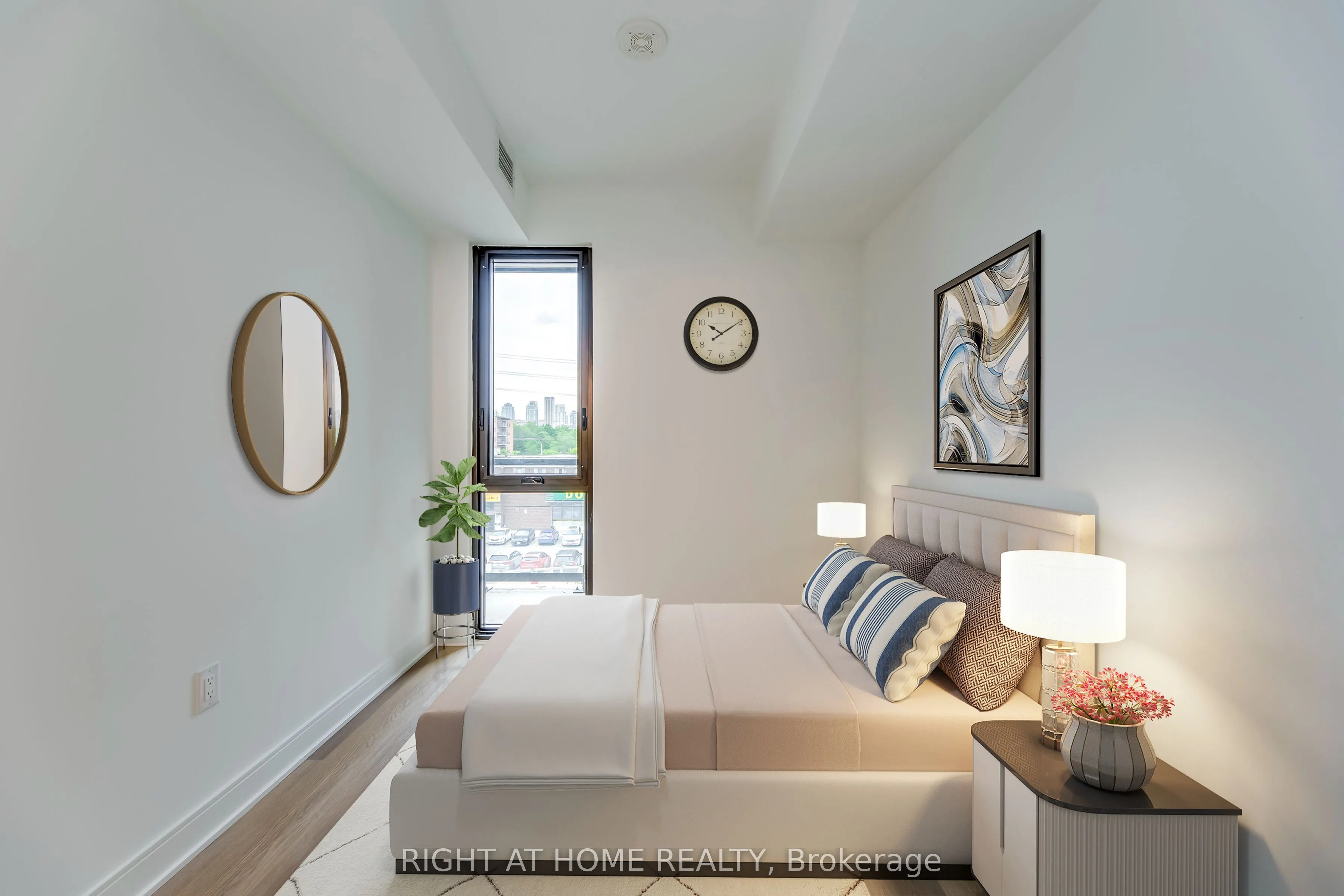86 Dundas Street E, #304
