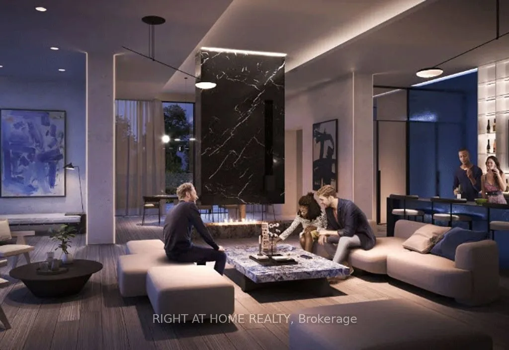 86 Dundas Street E, #304
