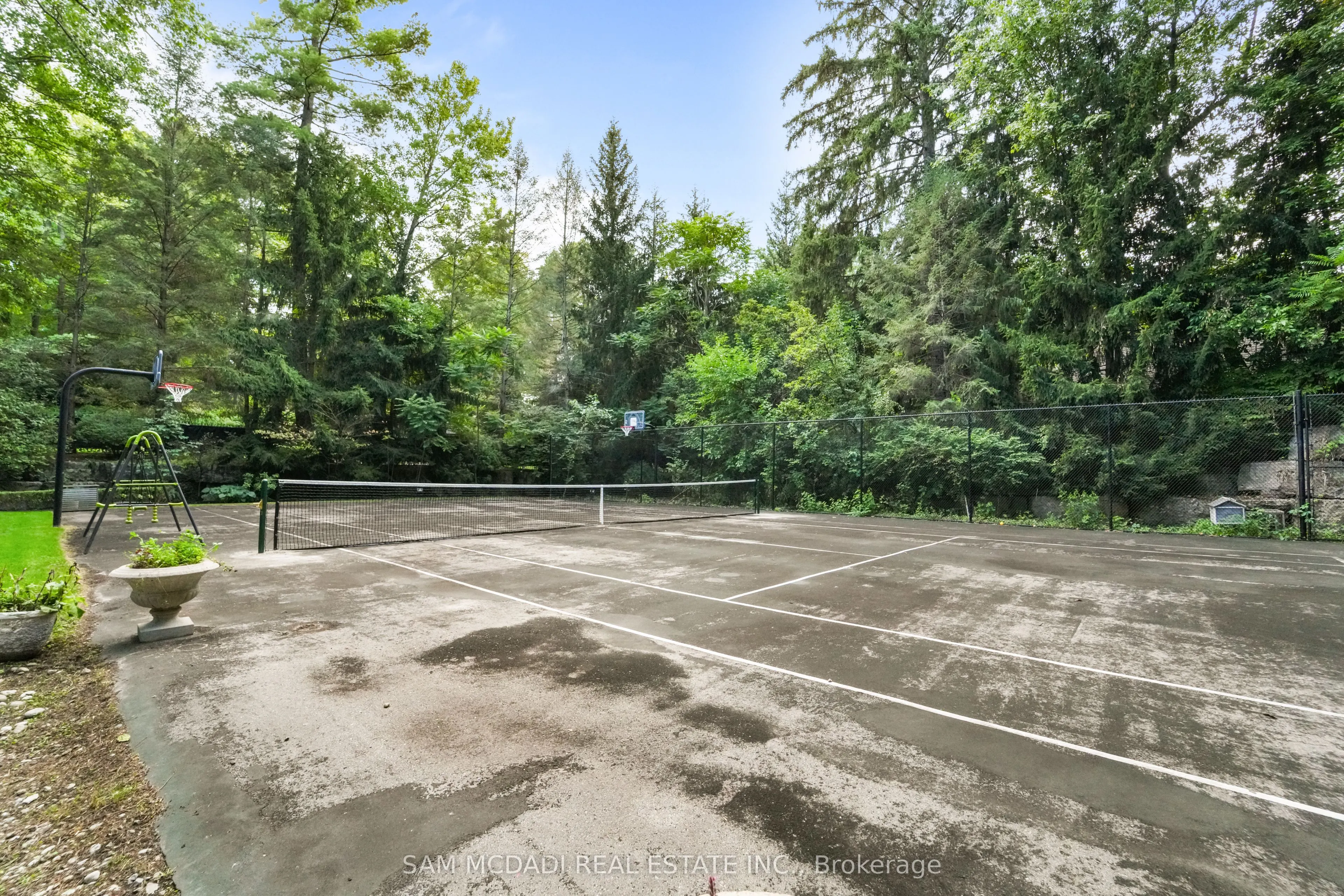 2035 Heartwood Court