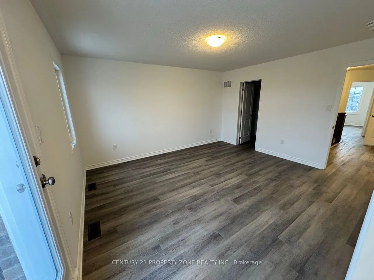 6 Bellasera Way