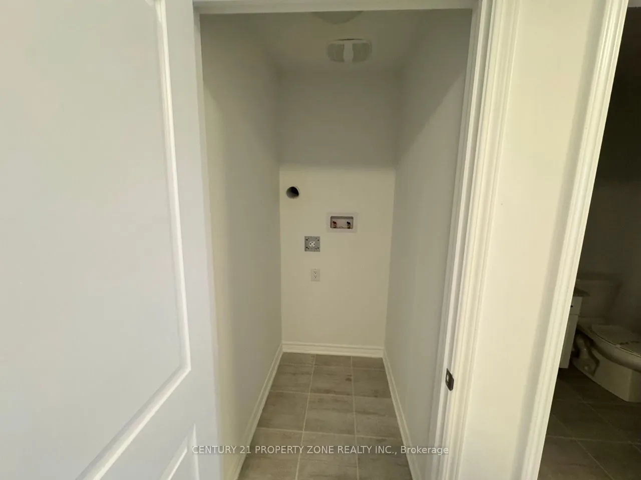 6 Bellasera Way
