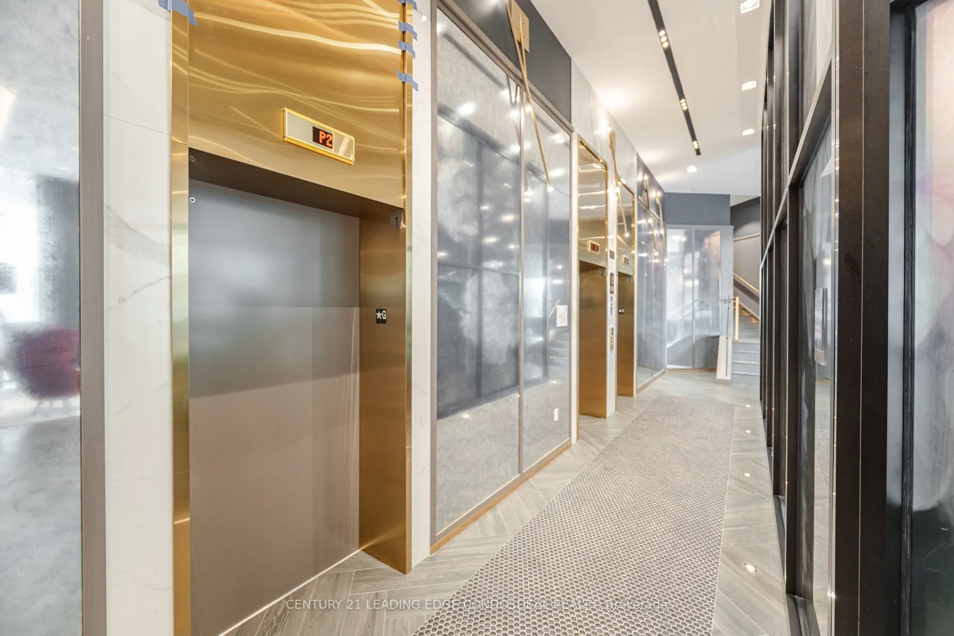 405 Dundas Street W, #234